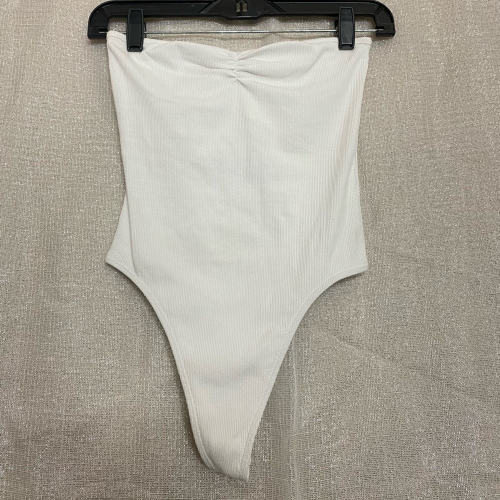 Pacsun bodysuit